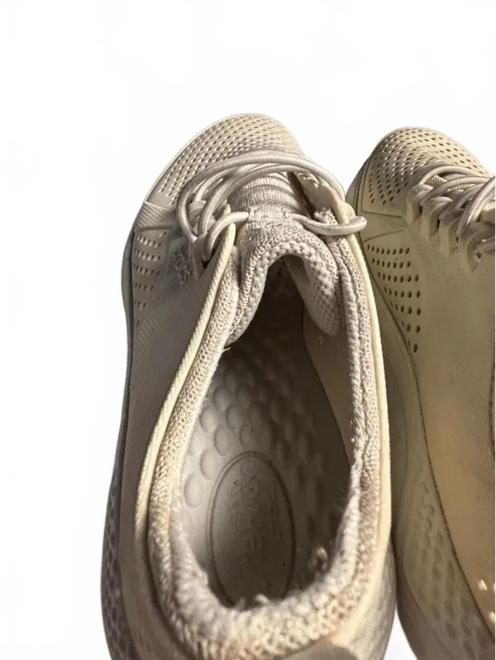 Crocs junior 5 Beige Perforated Lightweight Sneakers